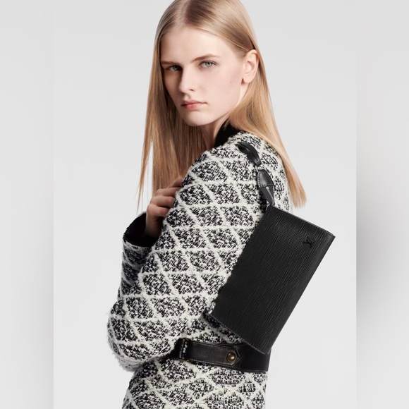 Louis Vuitton Handbags - Louis Vuitton Black Epi Poichette